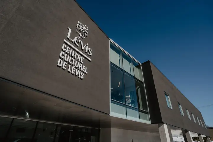 Piscine Pierre-Létourneau, Lévis