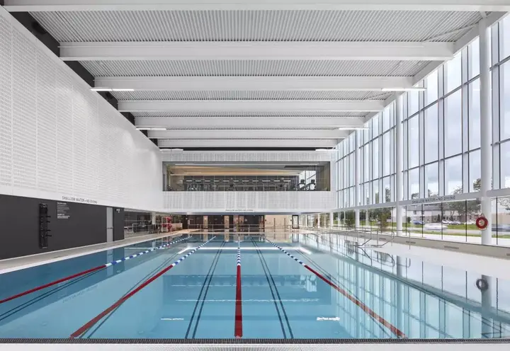StarTech.com Community Centre, YMCA & Library pool, London