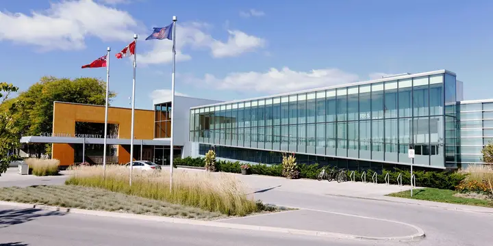 Centennial Community Centre Pool, Markham