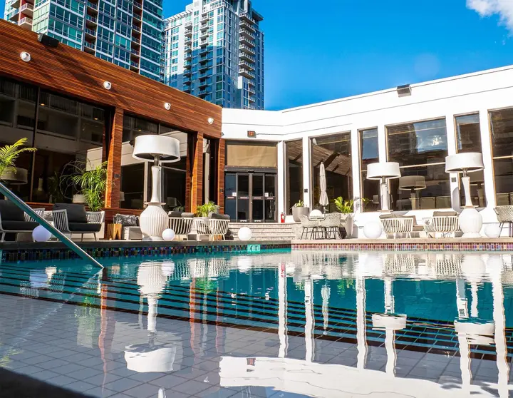 Photo of Hotel Arts Poolside (Freestyle Social Club)