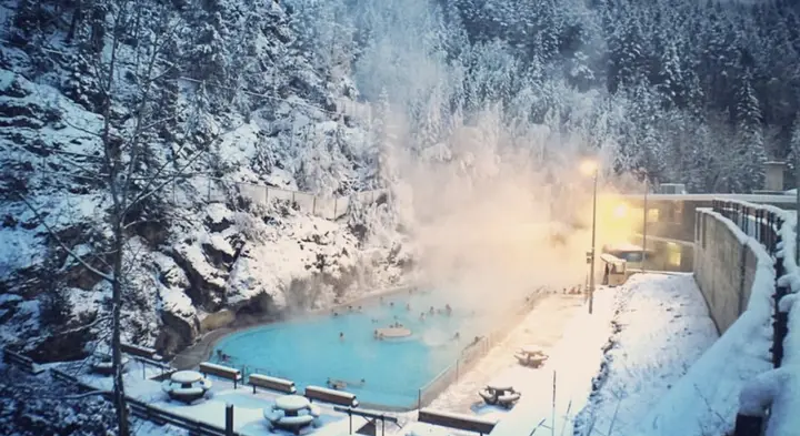 Pool at Radium Hot Springs