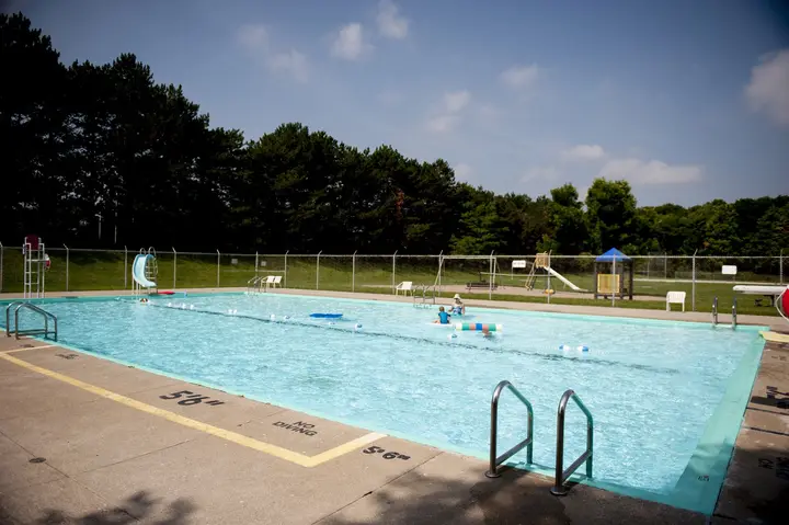 Idlewood Outdoor Pool, Kitchener