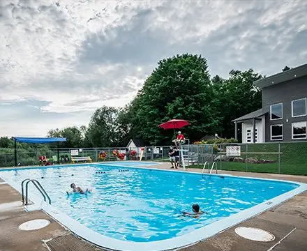 Pool at Piscine domaine de la rivière