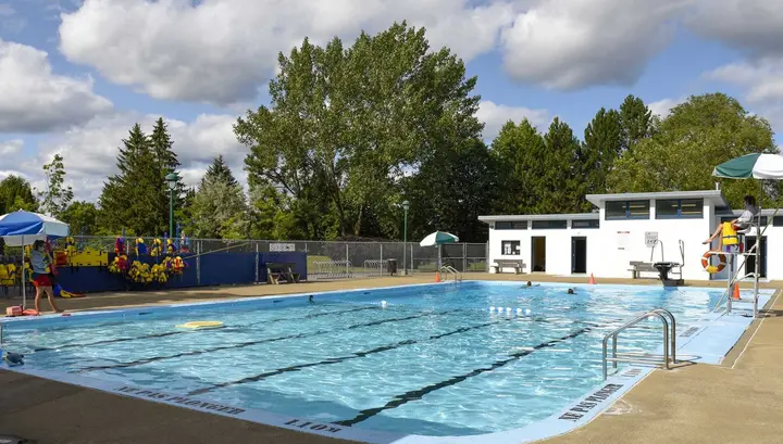 Piscine Parc Ste-Geneviève, L'Ancienne-Lorette