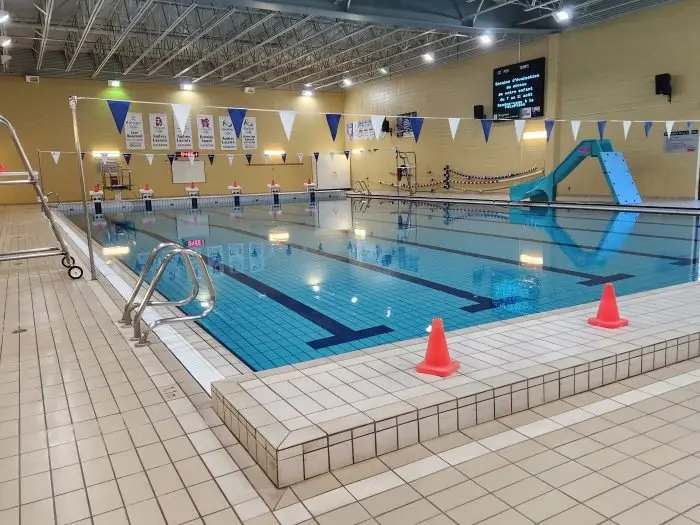 Building exterior at Piscine Lyne-Beaumont (Complexe Hugues-Lavallée)