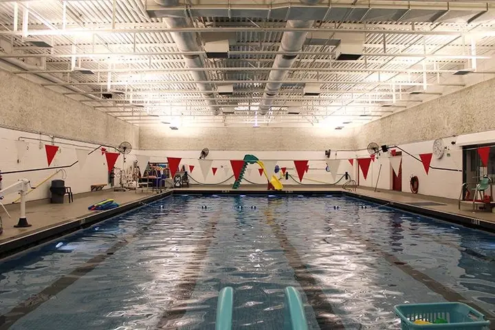 Margaret Grant Pool, Winnipeg