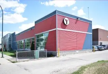 YMCA-YWCA Elmwood-Kildonan Community Hub, Winnipeg
