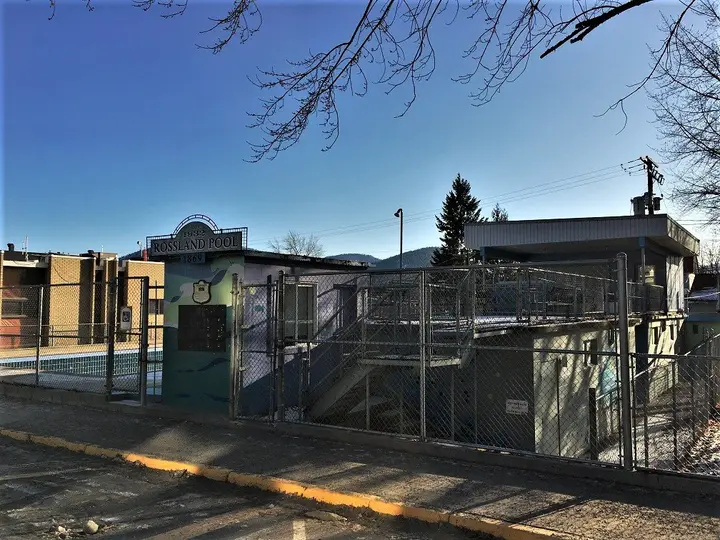 Building exterior at Rossland Pool