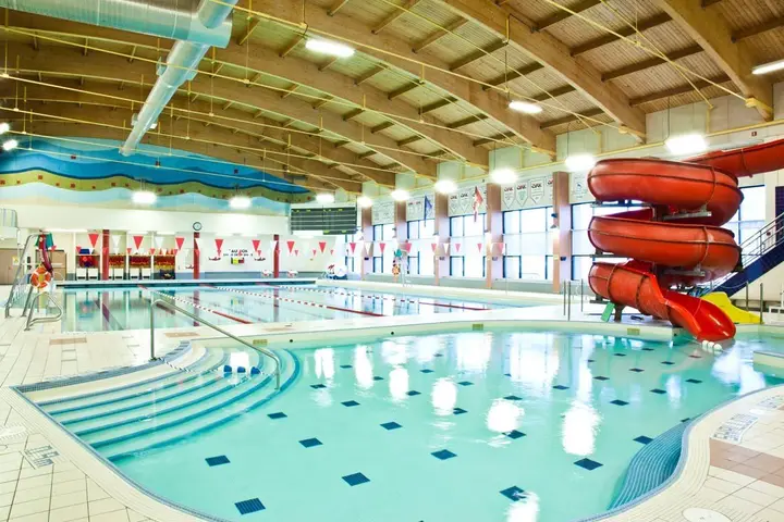 Iroquois Ridge Community Centre Pool, Oakville