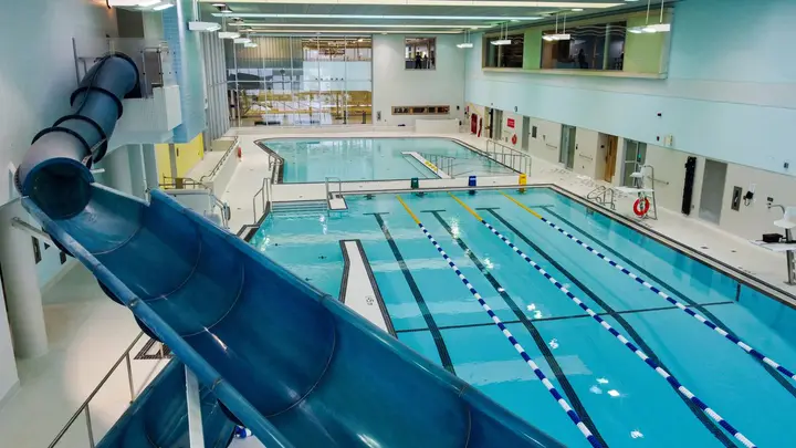 MacBain Community Centre Pool, Niagara Falls