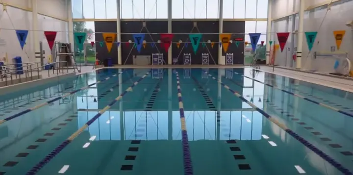 Stoney Creek Community Centre, YMCA & Library pool, London