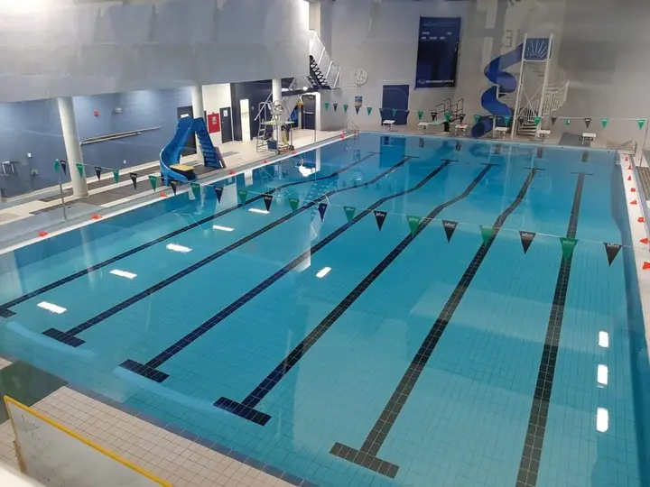 Pool at Piscine municipale de Fermont