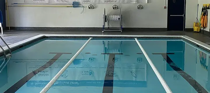 Piscine Val-des-Arbres, Laval