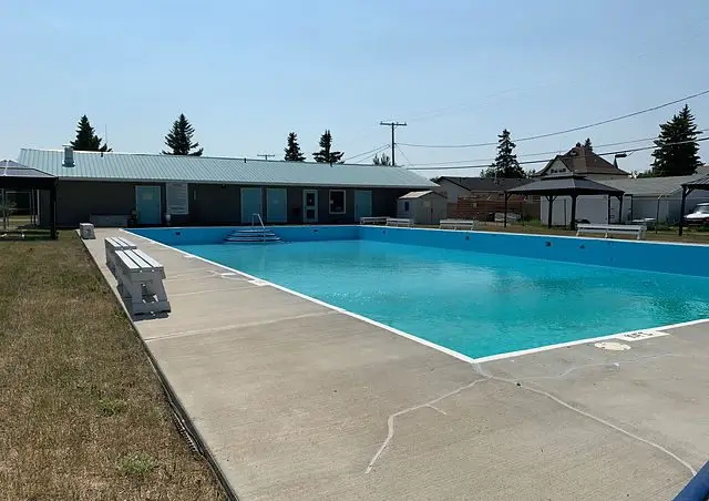 Allan Swimming Pool