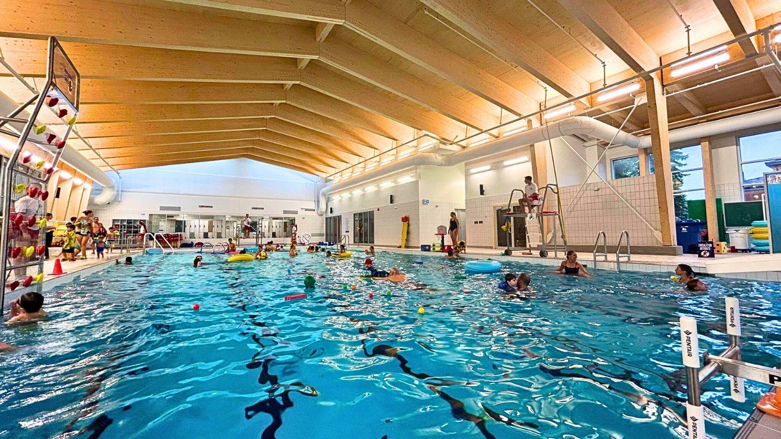 Photo : Centre Aquatique Mont Saint-Hilaire