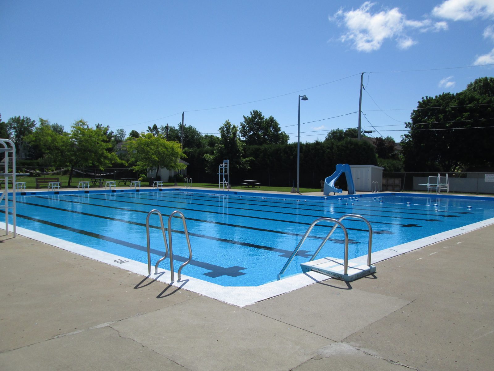Photo : Piscine municipale de Pincourt
